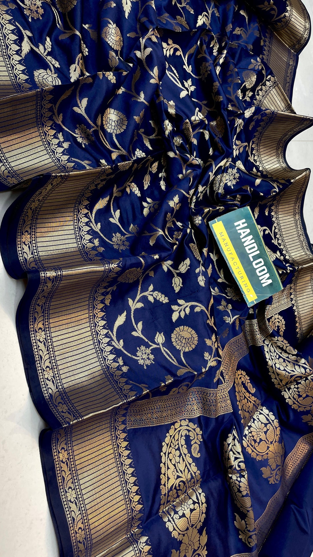 Maheswari Silk Saree With Running Blouse | HANDLOOM WEAVED|