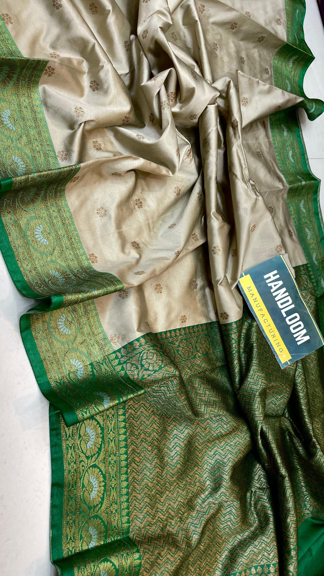 Maheswari Silk Saree With Running Blouse | HANDLOOM WEAVED|