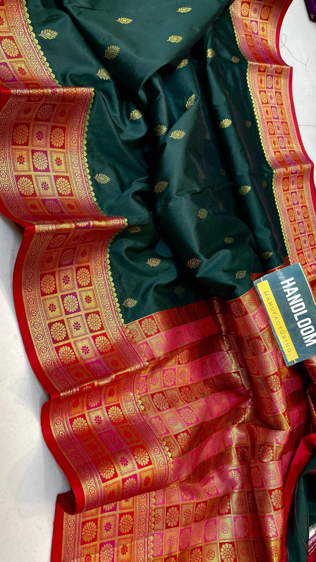 Maheswari Silk Saree With Running Blouse | HANDLOOM WEAVED|