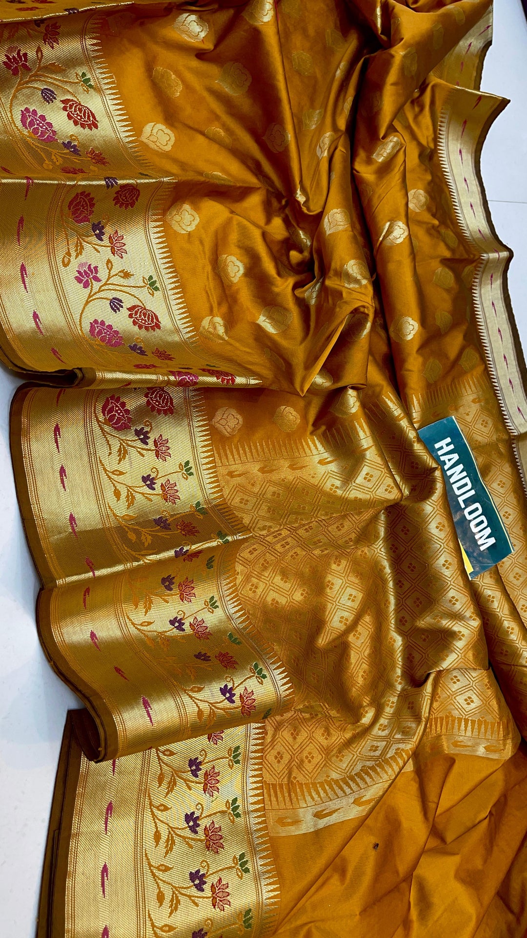 Maheswari Silk Saree With Running Blouse | HANDLOOM WEAVED|