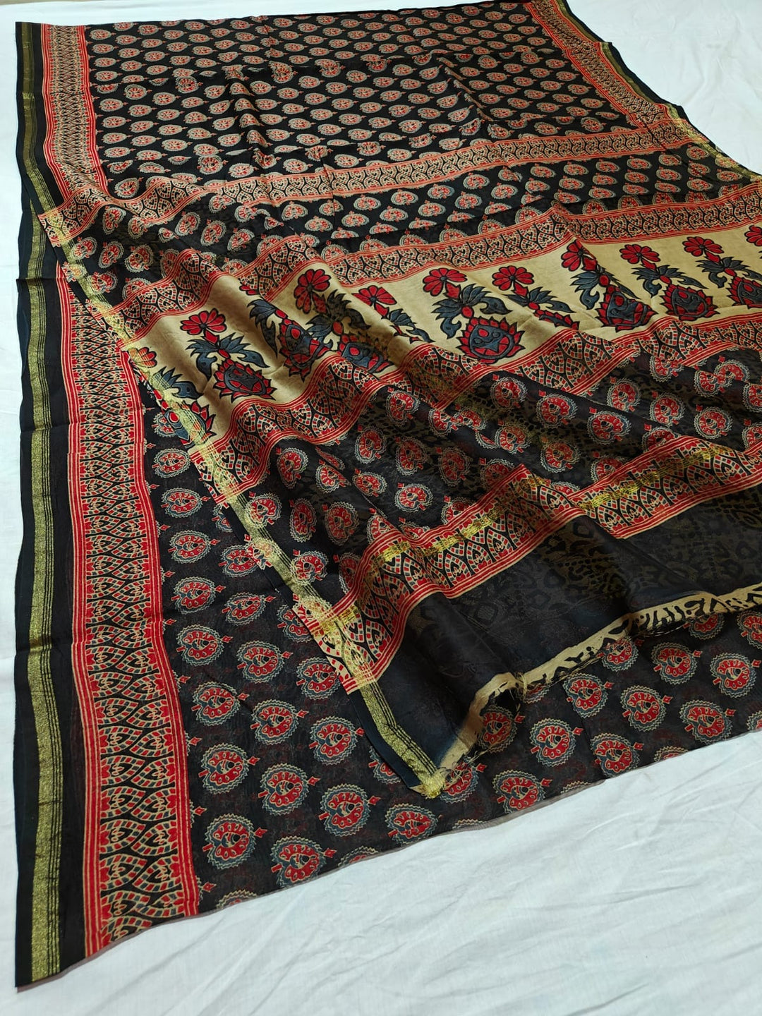 Pure Chanderi Silk Saree With Azrak Print With Blouse