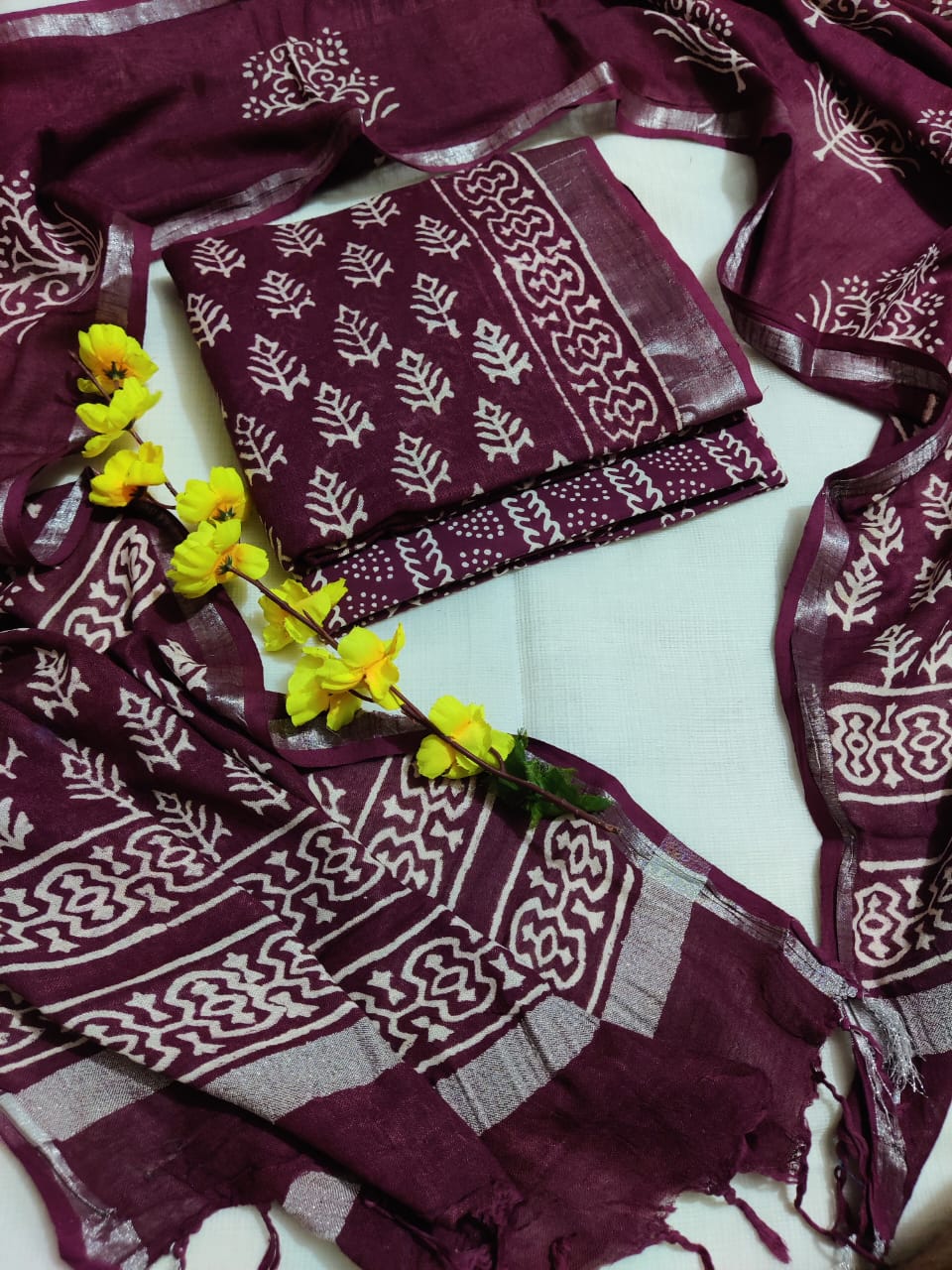 Hand Block Printed Linen Unstitched Suit