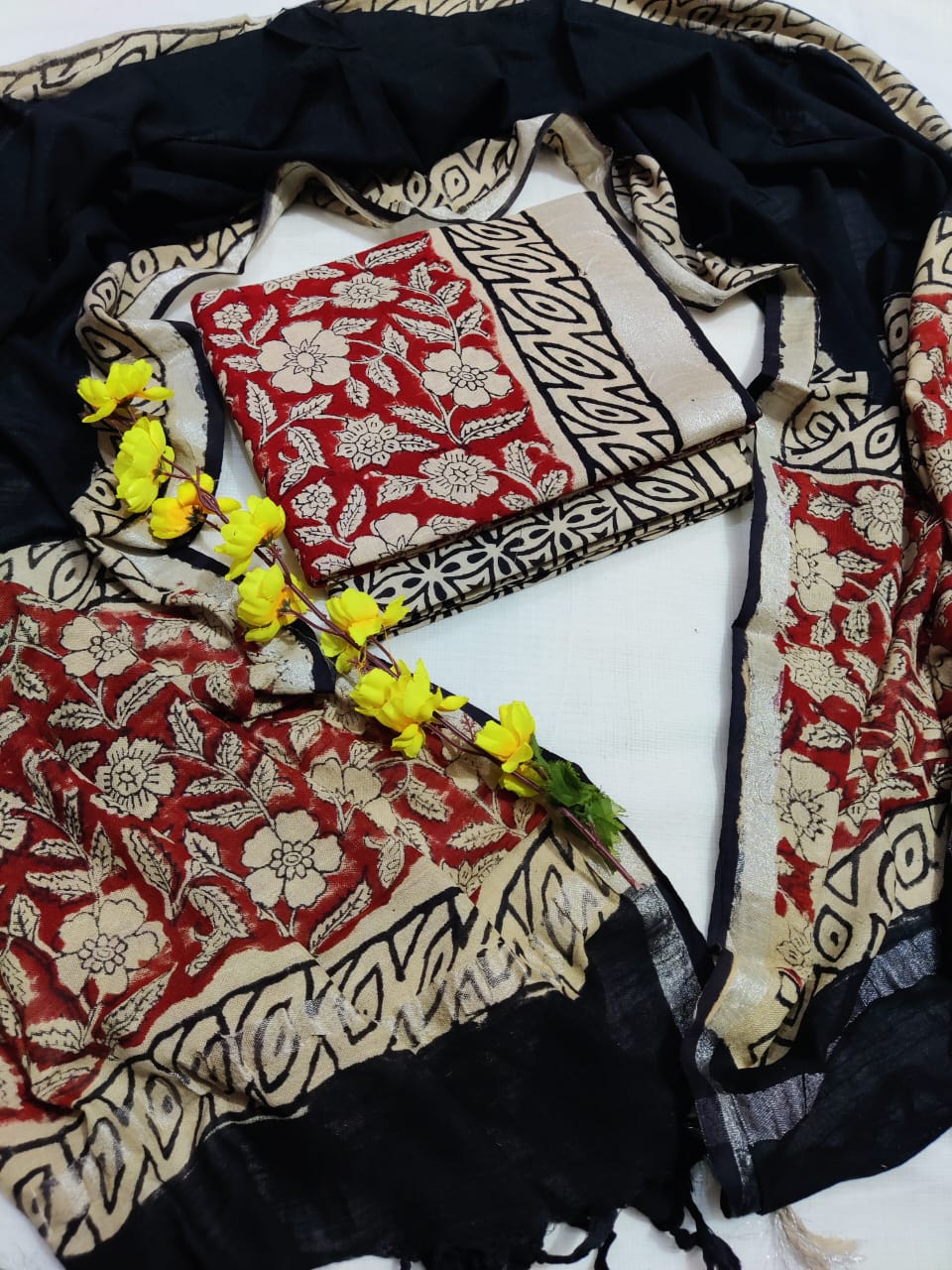 Hand Block Printed Linen Unstitched Suit