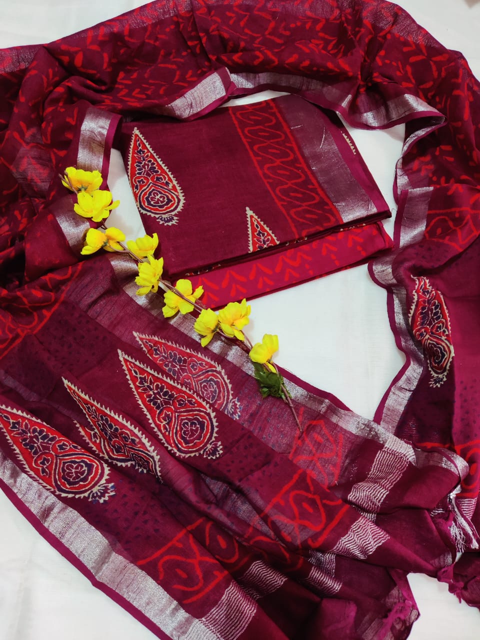Hand Block Printed Linen Unstitched Suit