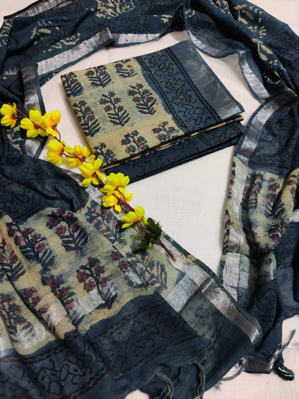 Hand Block Printed Linen Unstitched Suit