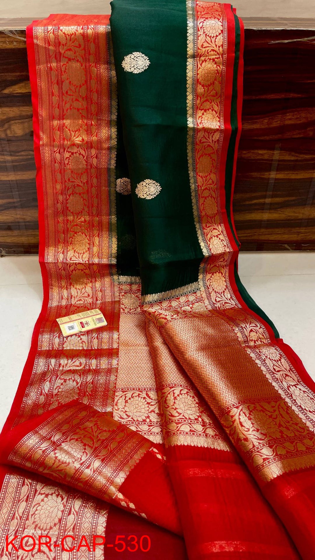 Pure Kora Organza Silk Hanloom Zari Work Saree.