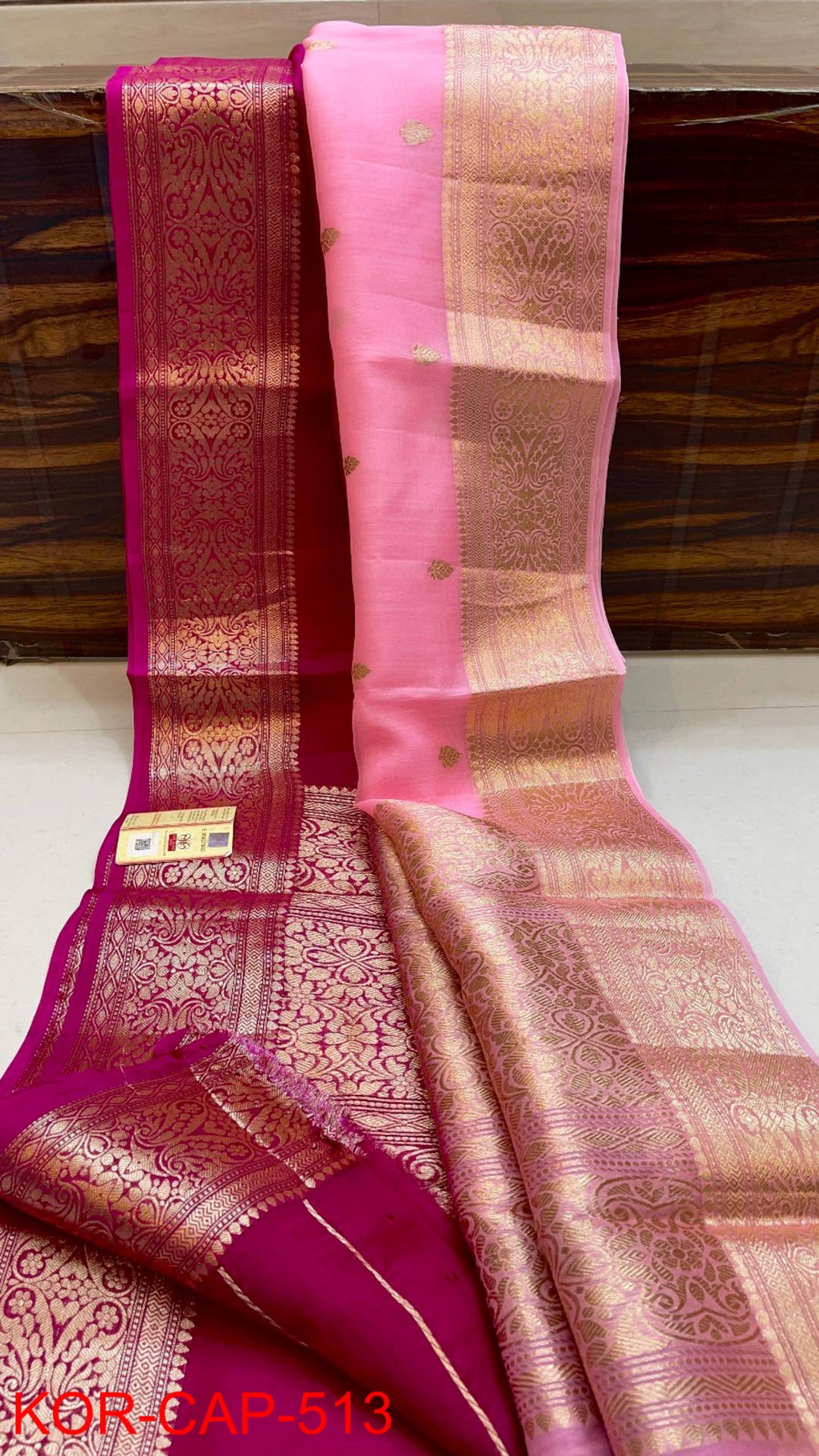 Pure Kora Organza Silk Hanloom Zari Work Saree.