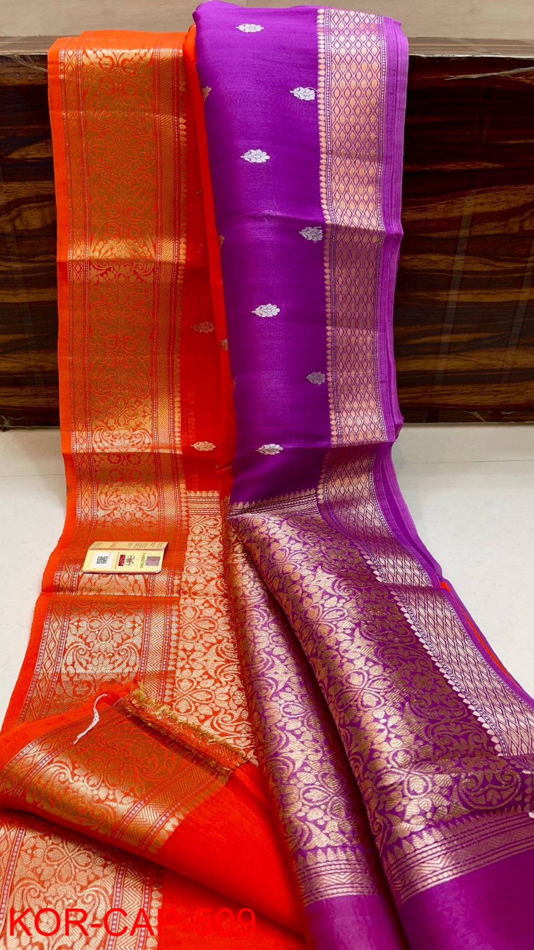 Pure Kora Organza Silk Hanloom Zari Work Saree.