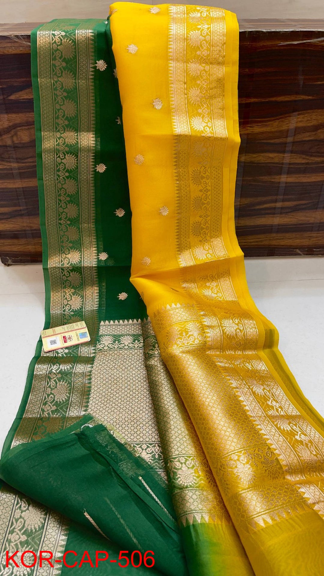 Pure Kora Organza Silk Hanloom Zari Work Saree.