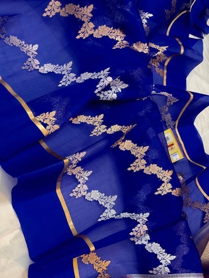 Pure Kora Organza Silk Hanloom Zari Work Saree.