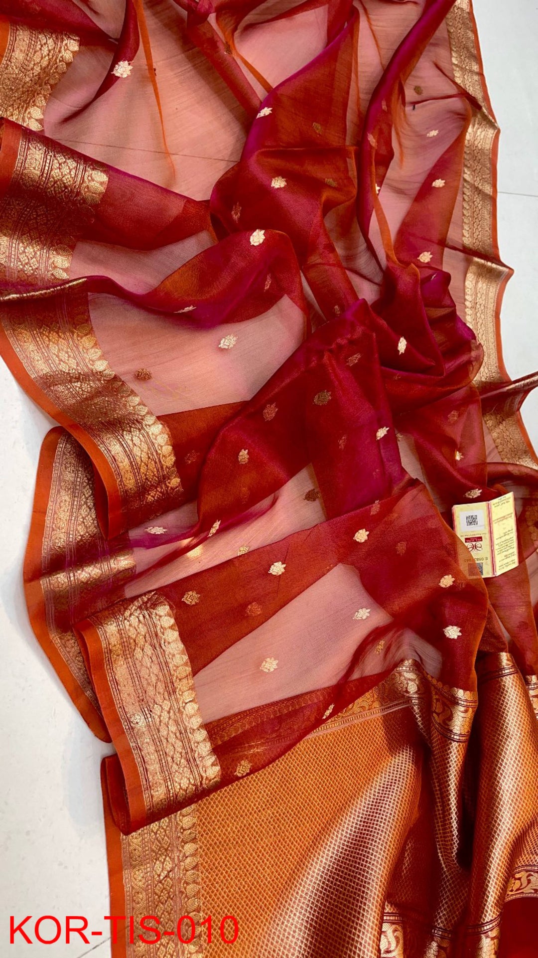 Pure Kora Tissue Silk Hanloom Zari Work Saree.