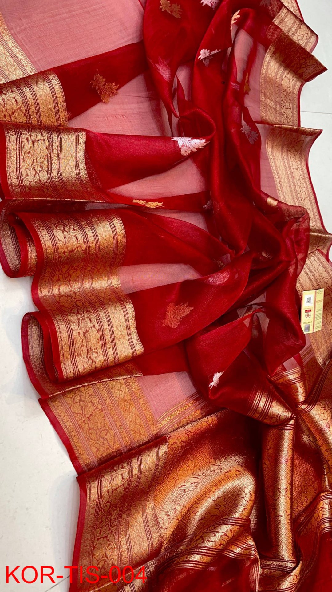 Pure Kora Tissue Silk Hanloom Zari Work Saree.