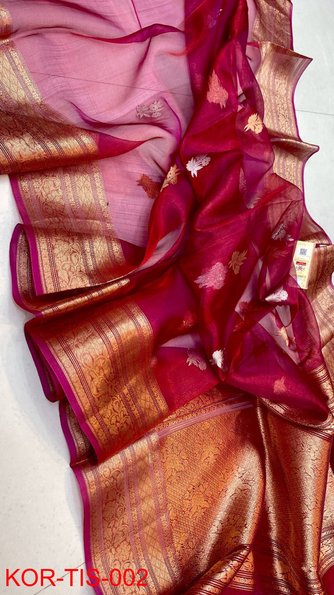 Pure Kora Tissue Silk Hanloom Zari Work Saree.