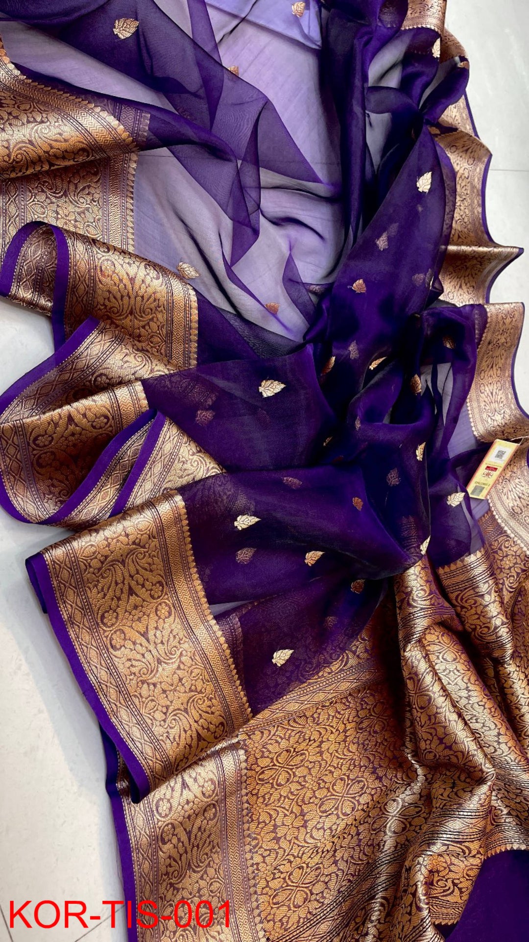 Pure Kora Tissue Silk Hanloom Zari Work Saree.