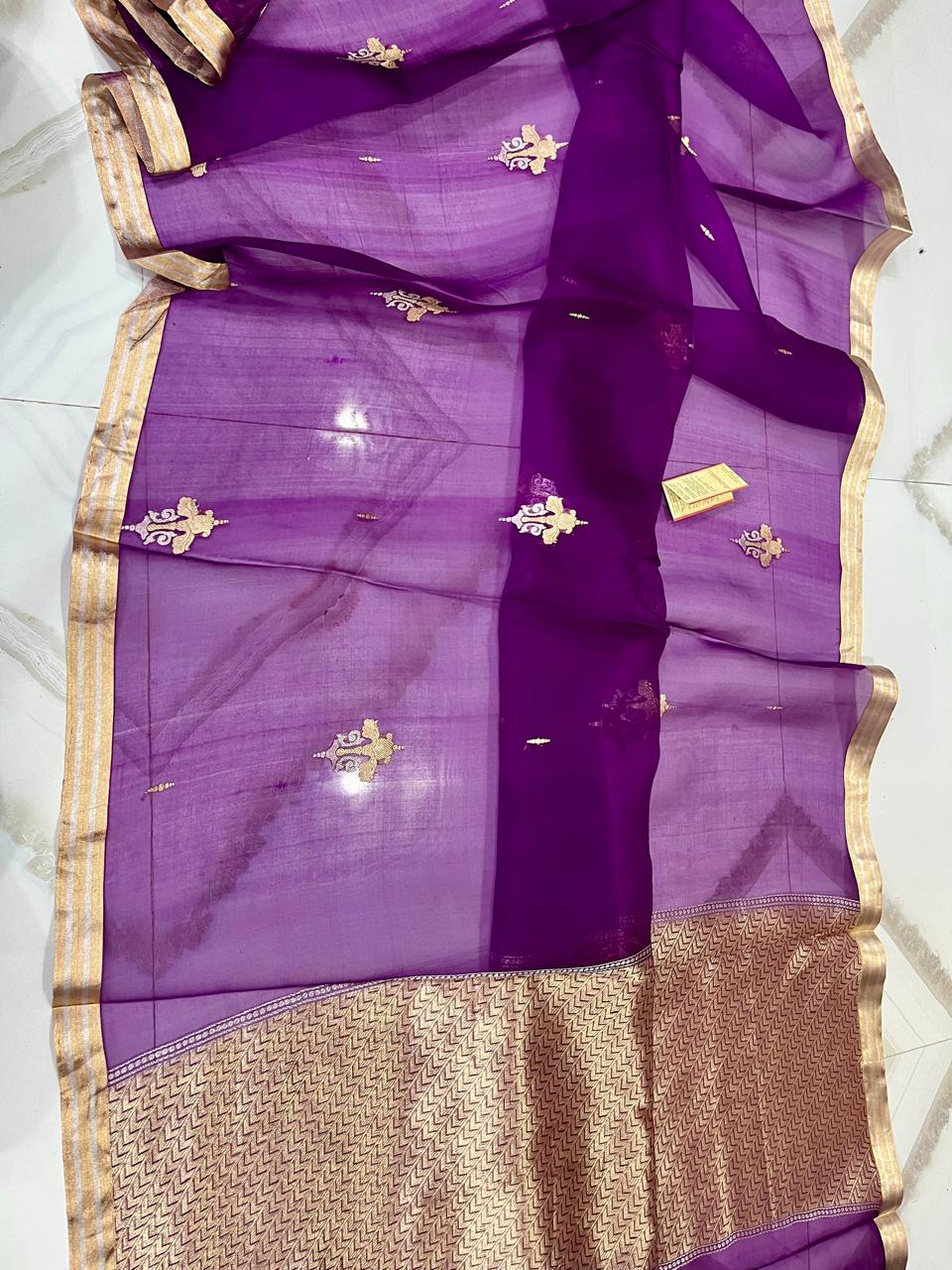 Pure Kora Organza Silk Hanloom Zari Work Saree.