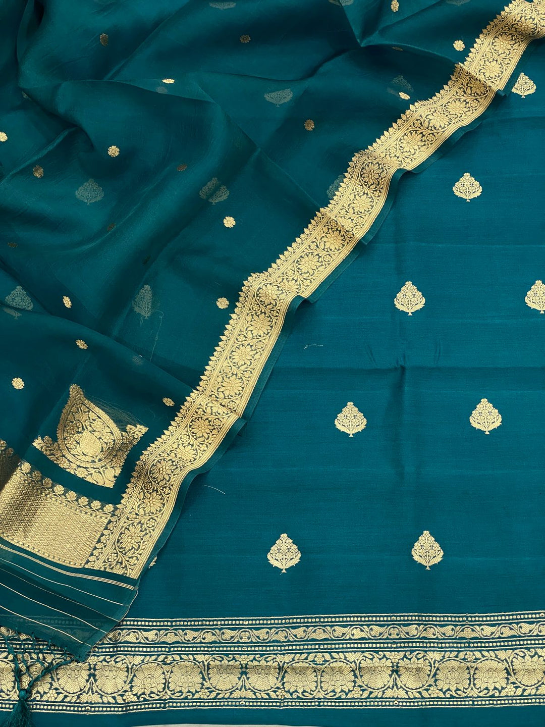 Pure Banarasi Chiniya Silk Unstitched Suit With Khadwa Buti Work