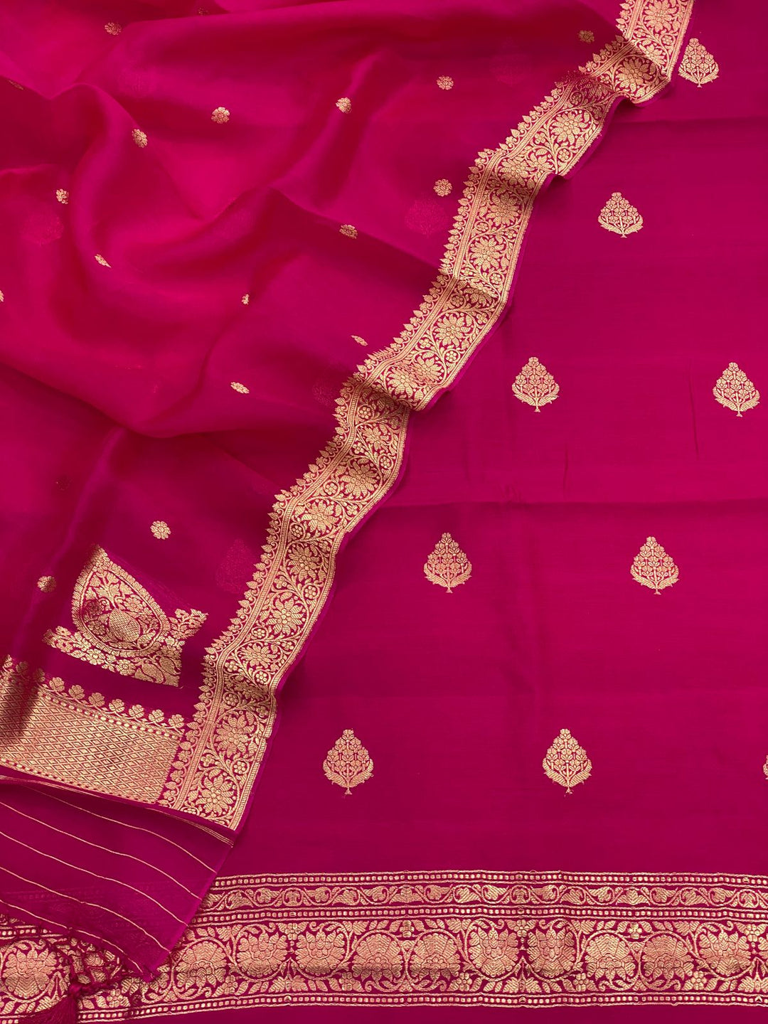 Pure Banarasi Chiniya Silk Unstitched Suit With Khadwa Buti Work