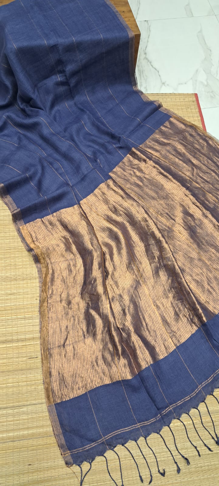 Pure Linen By Linen Saree With Zari palla