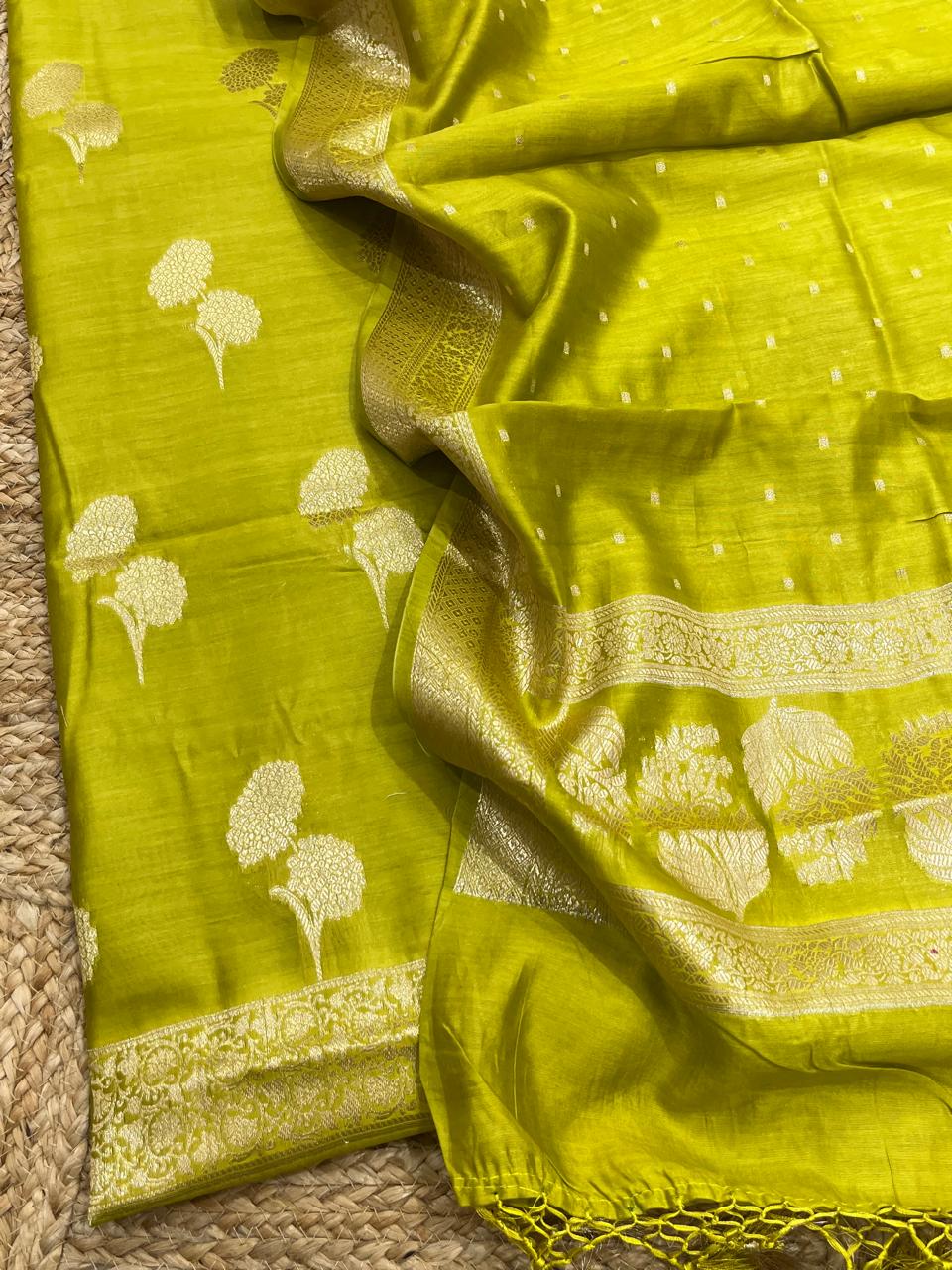 Pure Banarasi Resham Chanderi Unstitched Suit