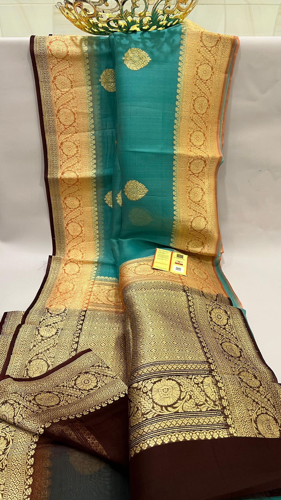 Pure Banarasi Kora Organza Zari Work Saree With Silk Mark Certificate ( Length- 6.3 Meter )