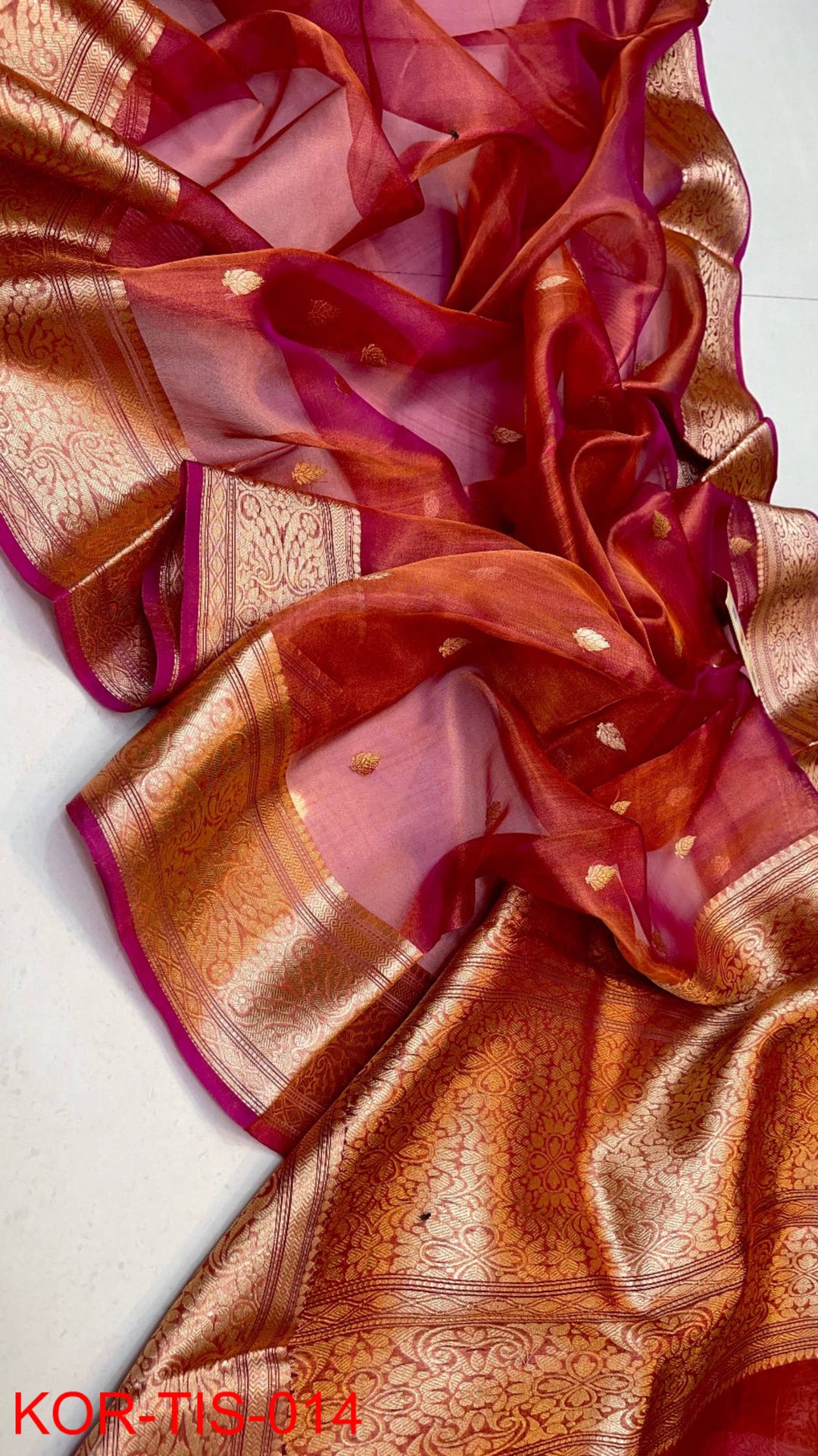 Pure Kora Tissue Silk Hanloom Zari Work Saree.