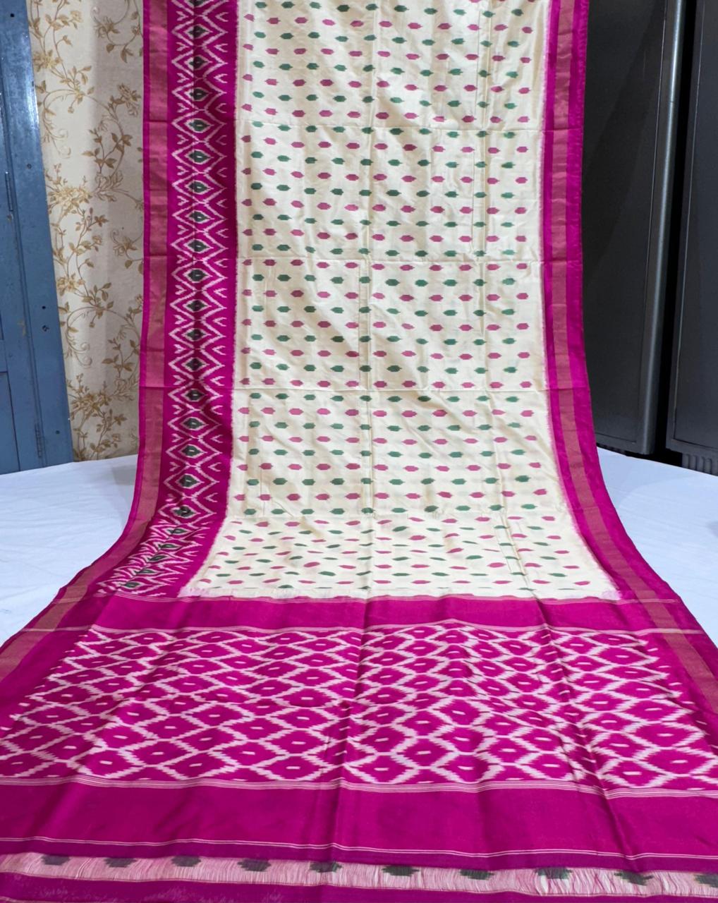 Pure Pochampally Ikkat Silk Saree With Blouse Pthani Pattern Border.