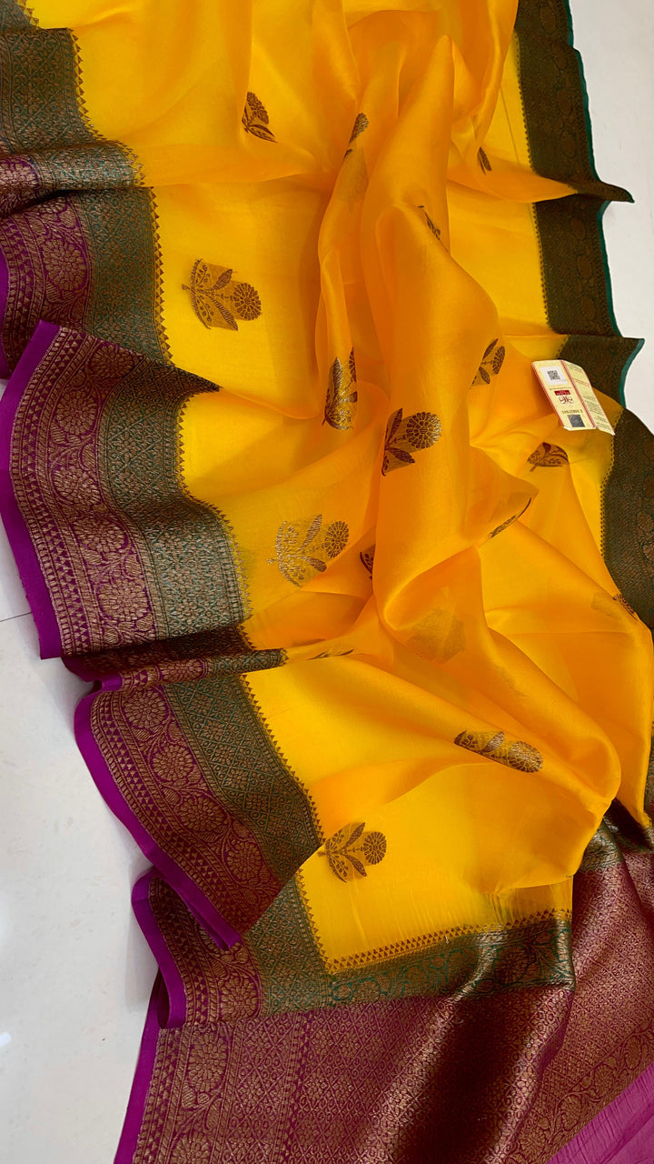 Pure Kora Organza Silk Handloom Kadhuwa Zari Work Saree.