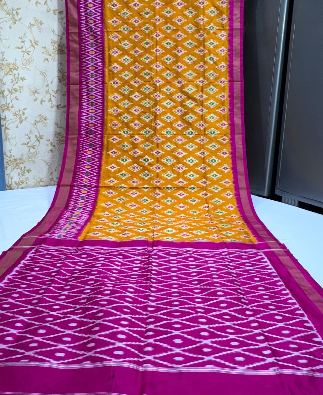 Pure Pochampally Ikkat Silk Saree With Blouse Pthani Pattern Border.