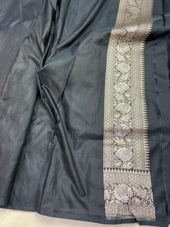 Pure Banarasi Handloom Katan Silk Saree With Beautiful  Zari Work .