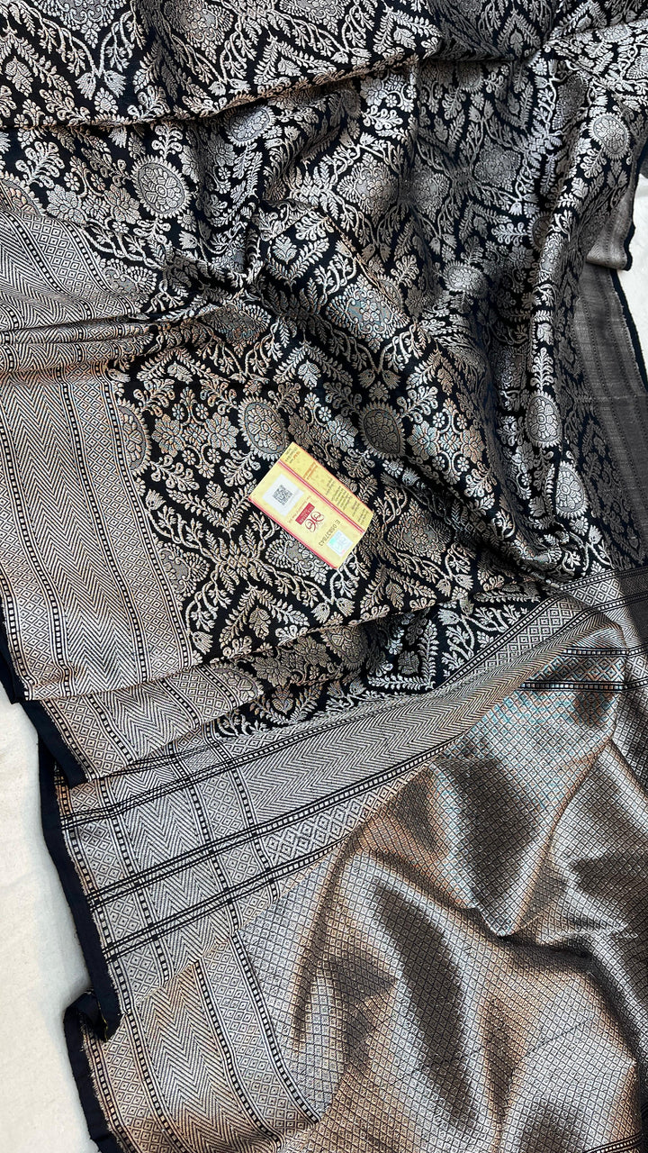 Pure Banarasi Handloom Katan Silk Saree With Beautiful Zari