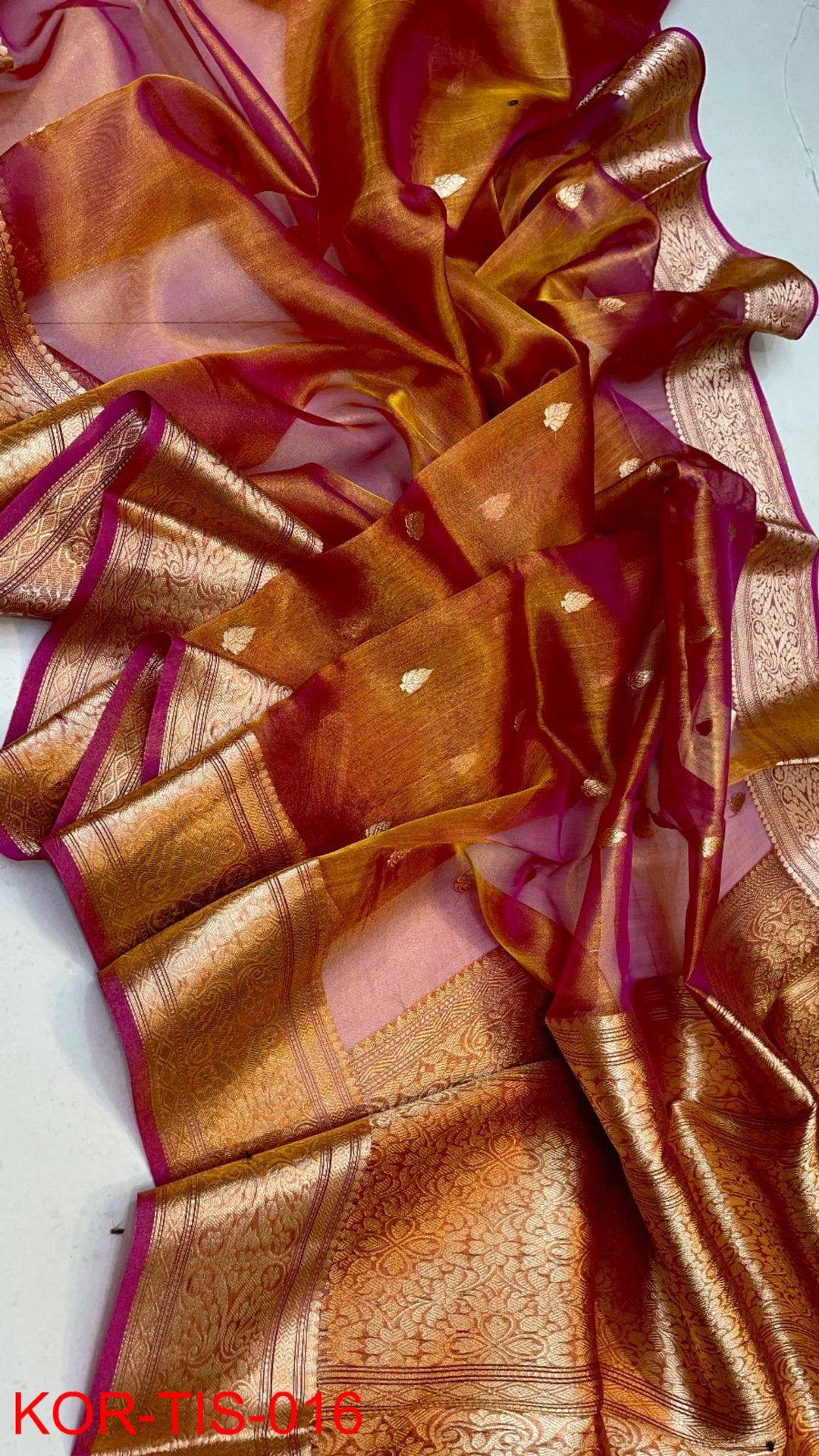 Pure Kora Tissue Silk Hanloom Zari Work Saree.