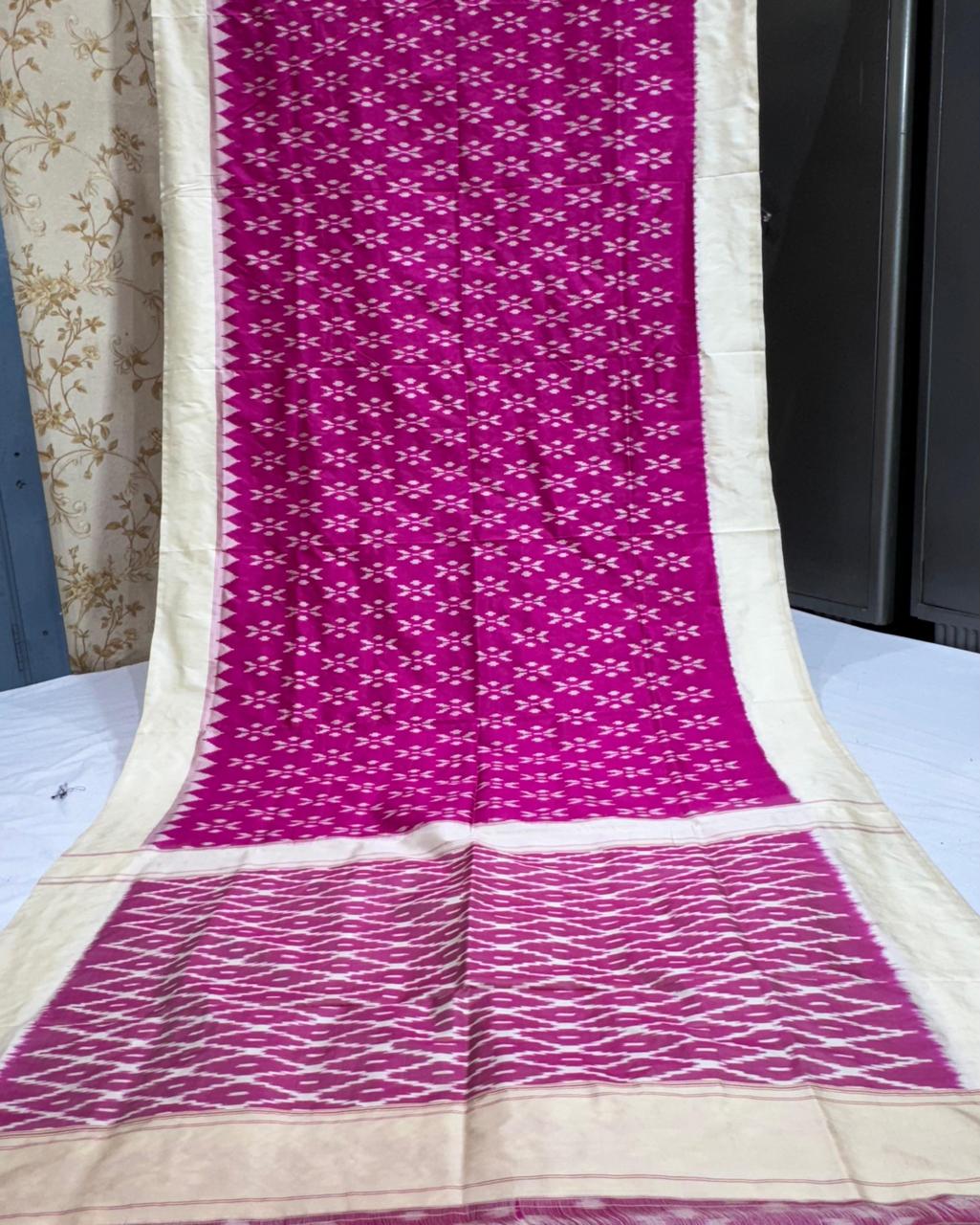 Pure Pochampally Ikkat Silk Saree With Blouse Pthani Pattern Border.
