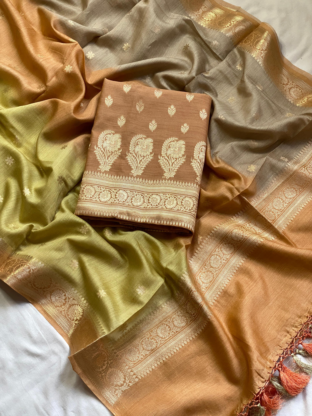 Pure Banarasi resham Moonga Silk Weaved Unsitiched Suit .