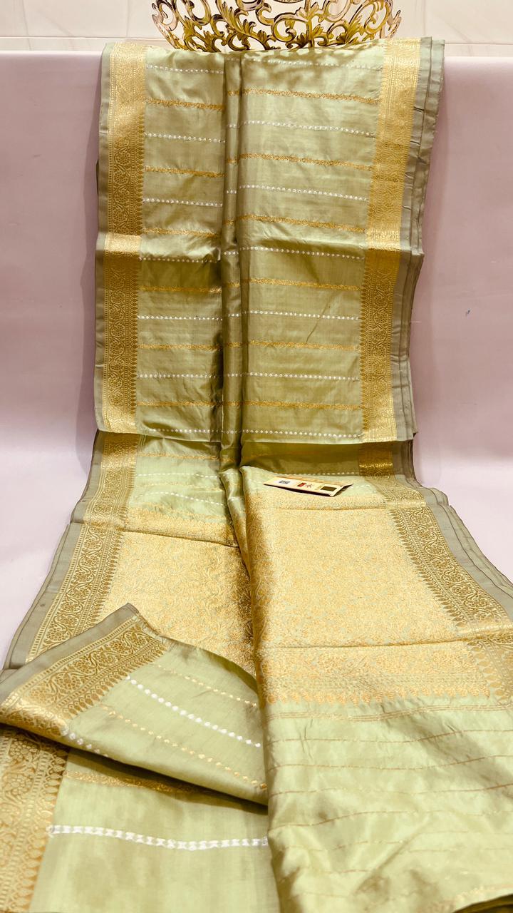 Pure Banarasi Handloom Katan Silk Saree With Antique Zari Work .