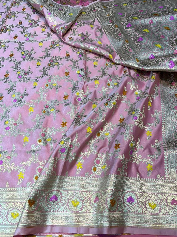 Pure Banarasi Mashru Silk Saree With Tilfi Weaved Work.