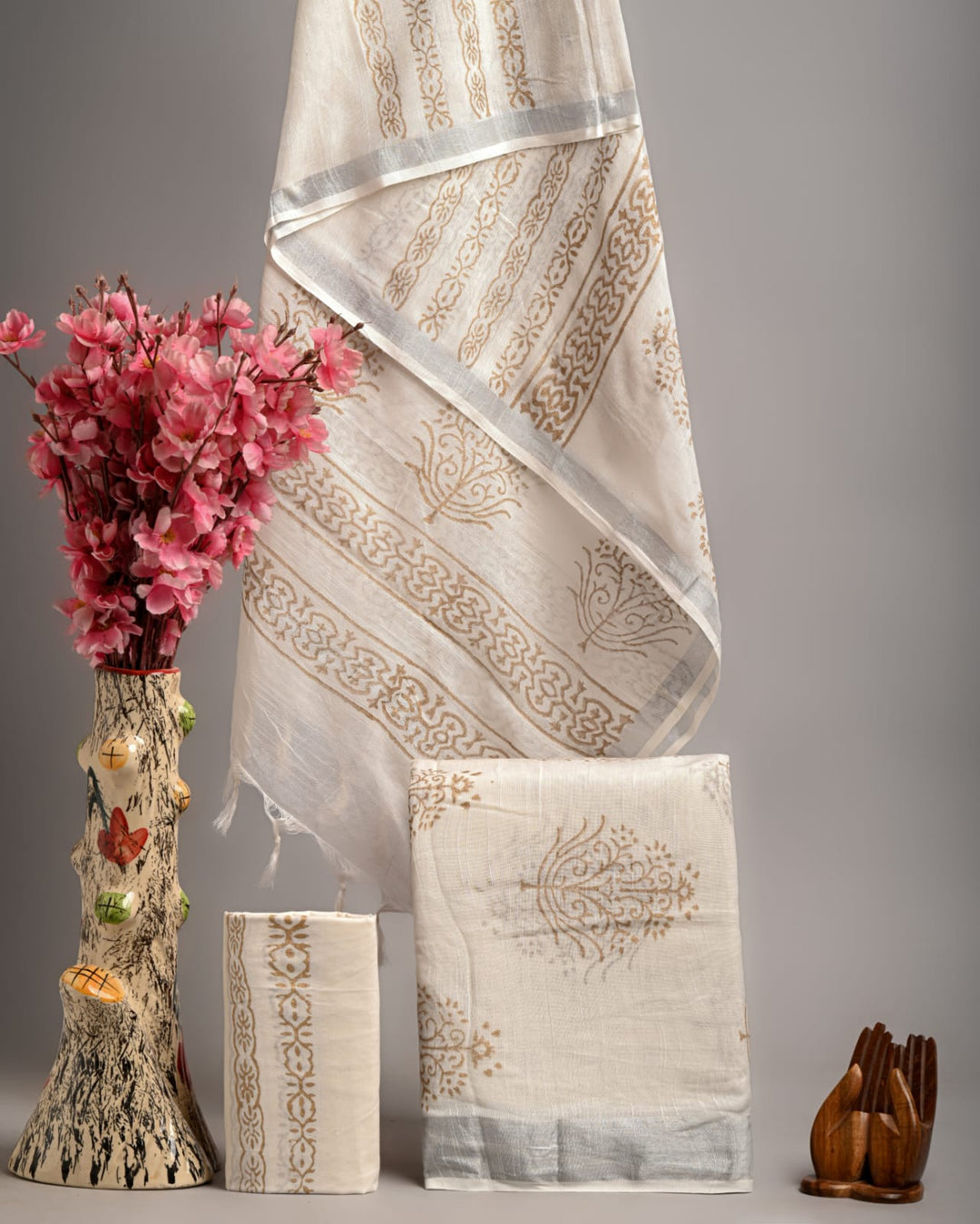 Hand Block Printed Linen Unstitched Suit .