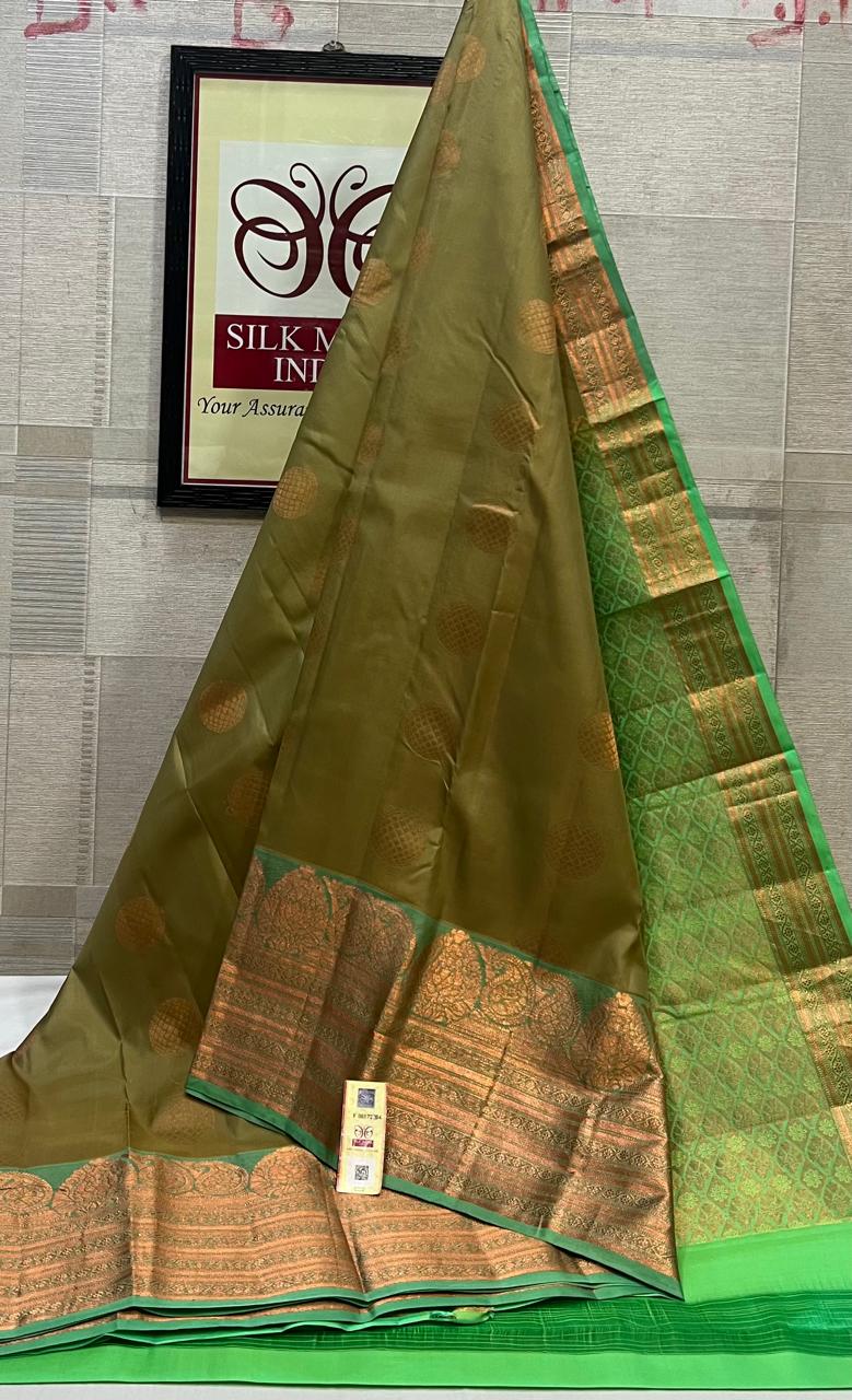 Kanchipuram Pure Handloom Soft Silk Saree.