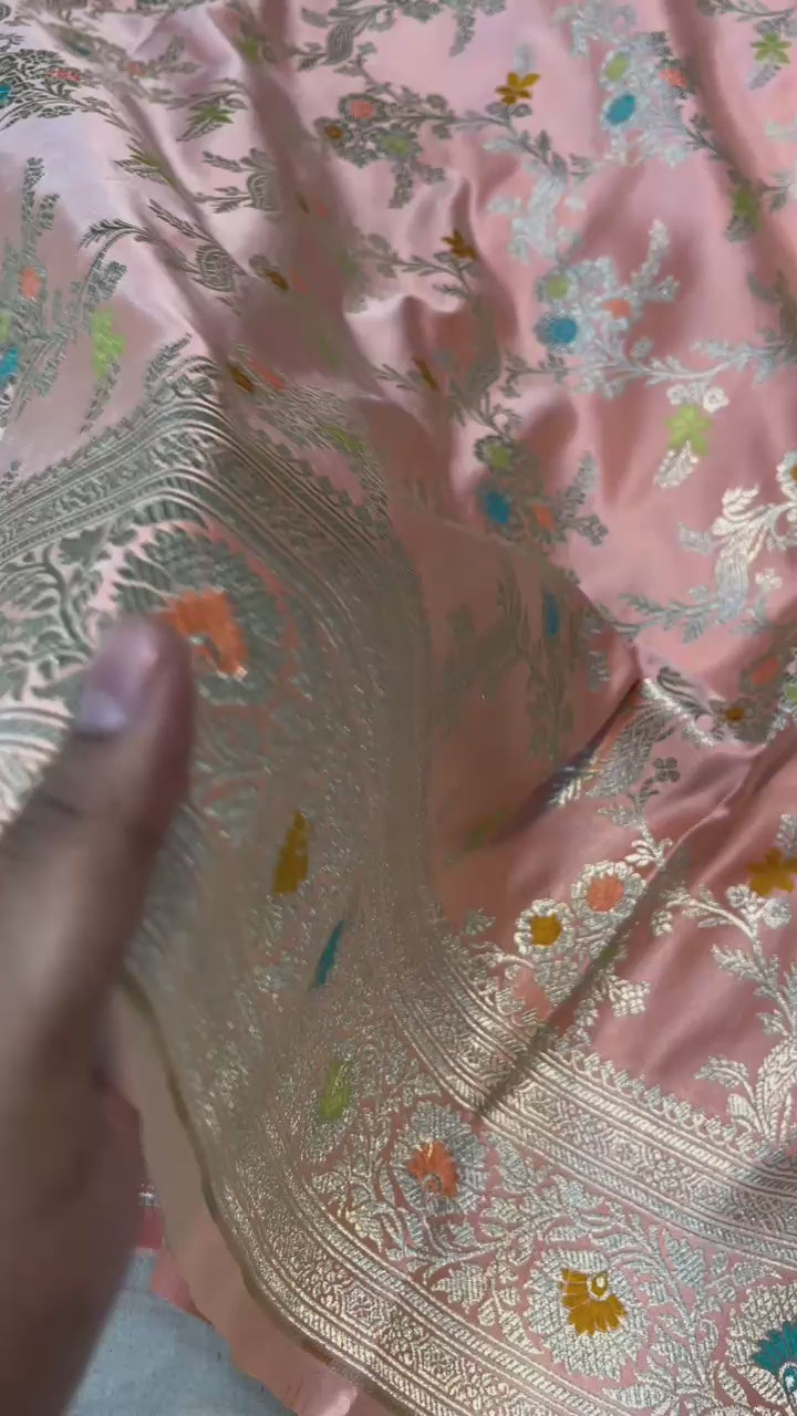 Pure Banarasi Mashru Silk Saree With Tilfi Weaved Work.