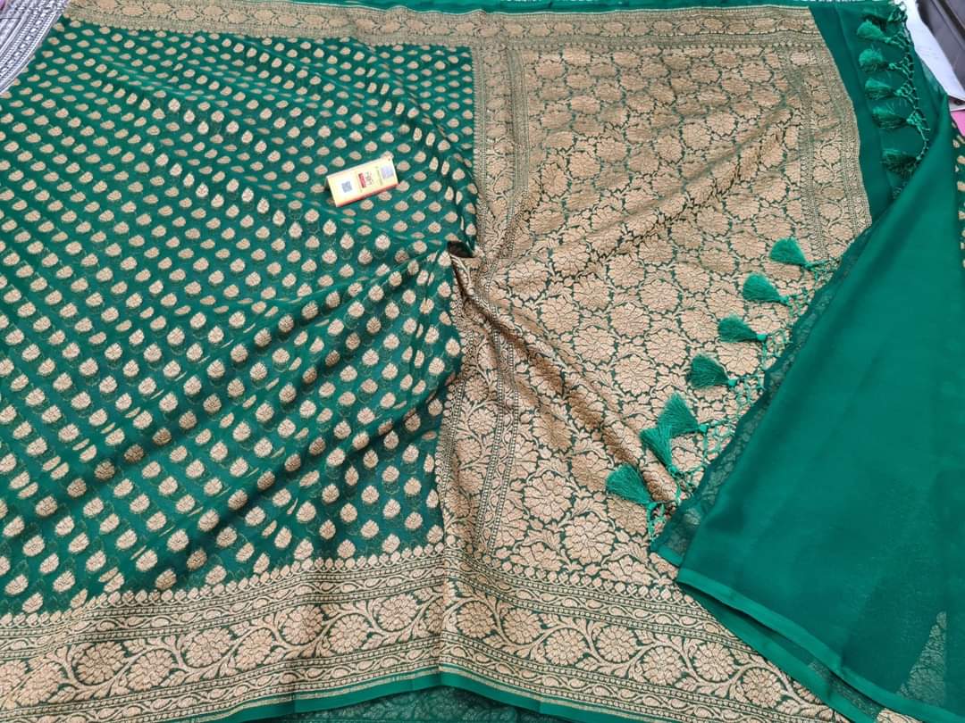 Exclusive Pure Banarasi Khaddi Georgette Saree With Rich Pure Gold Zari Buti ,With Traditional Banarasi Style Border And Pallu ( Length- 6.3 Meter )