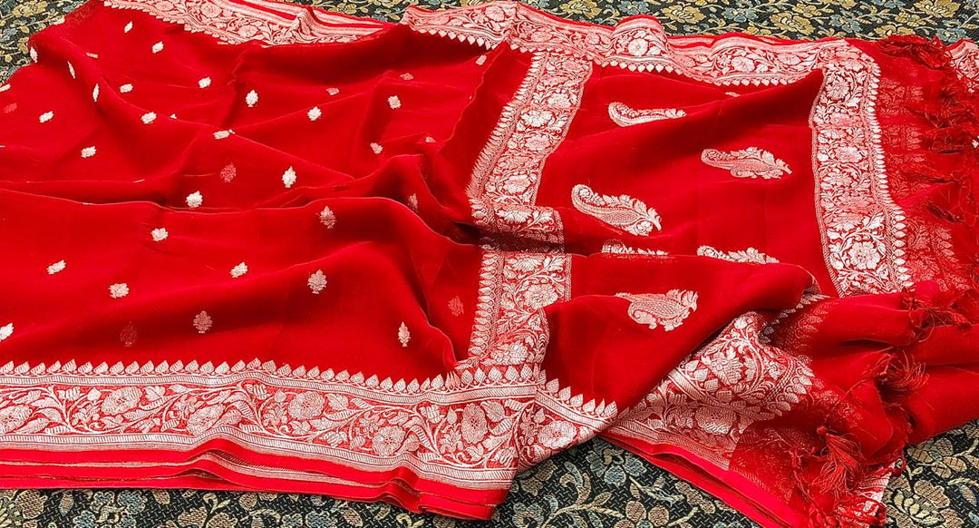 Pure Hand loom Khaddi Chiffon Georgette Saree with Silver Zari Weaving blouse ( length- 6.3 meter )