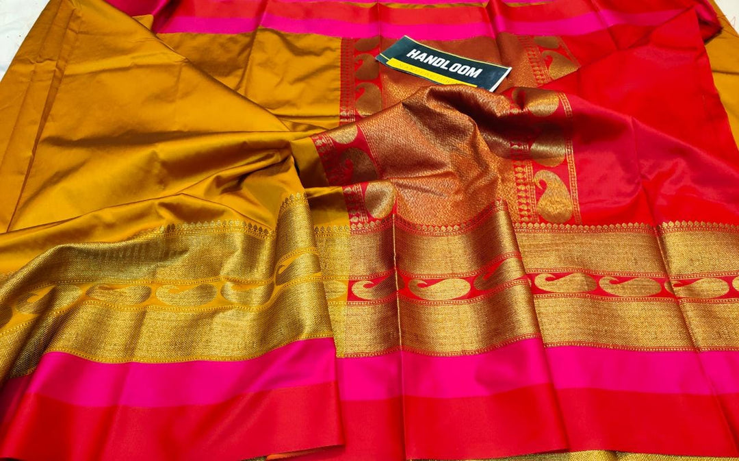 Maheshwari blends silk with zari weaving all over With blouse border Rich zari weaved pallu and blouse ( length- 6.3 meter )