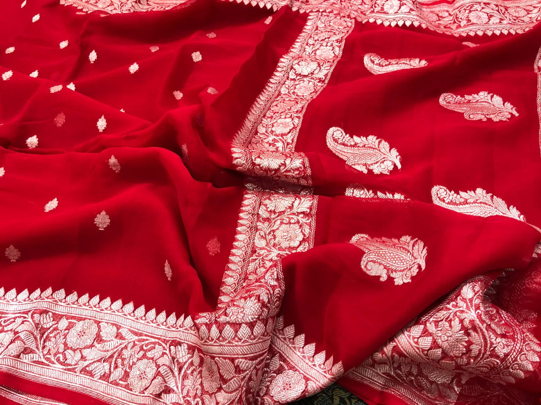 Pure Hand loom Khaddi Chiffon Georgette Saree with Silver Zari Weaving blouse ( length- 6.3 meter )