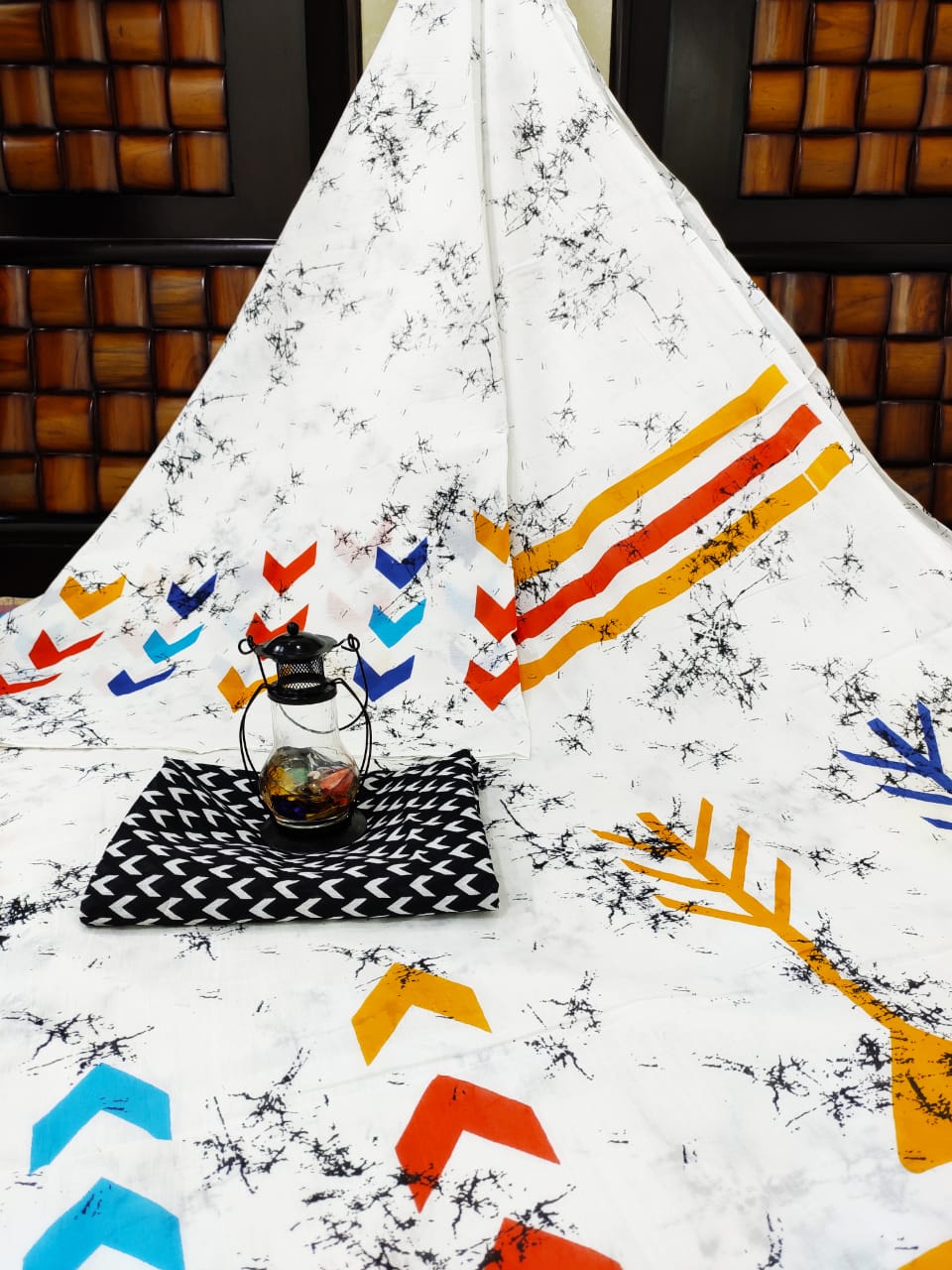 pure cotton Hand block Print Hand Made Saree Length (5.5 meter) Blouse (0.80 cm)
