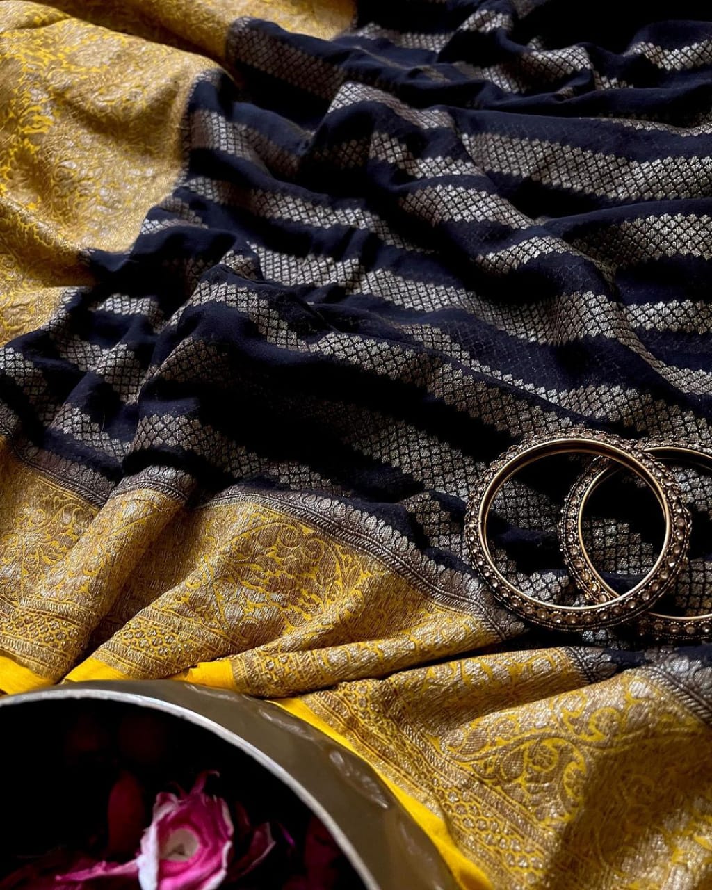 Pure Banarasi Handloom Khaddi Georgette Silk Saree With Zari Work ( length- 6.3 meter )