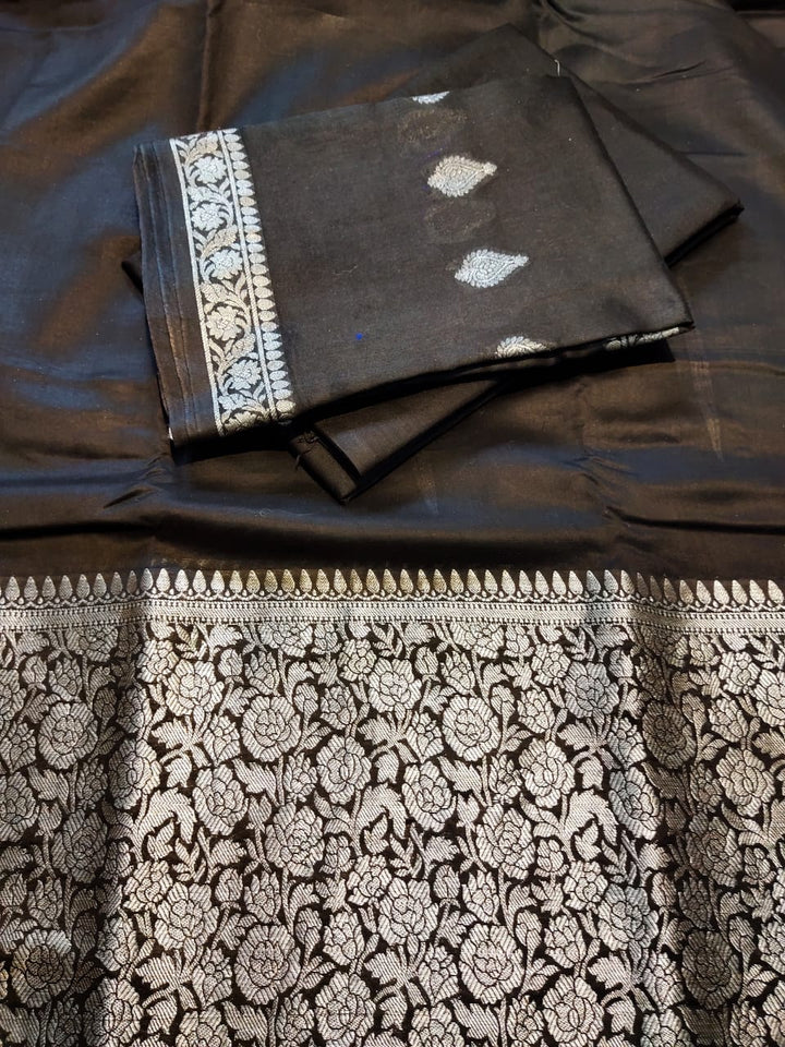 Pure Resham Chandari  Banarasi  Silk Unstitched Suit. | HIGH DEMAND|