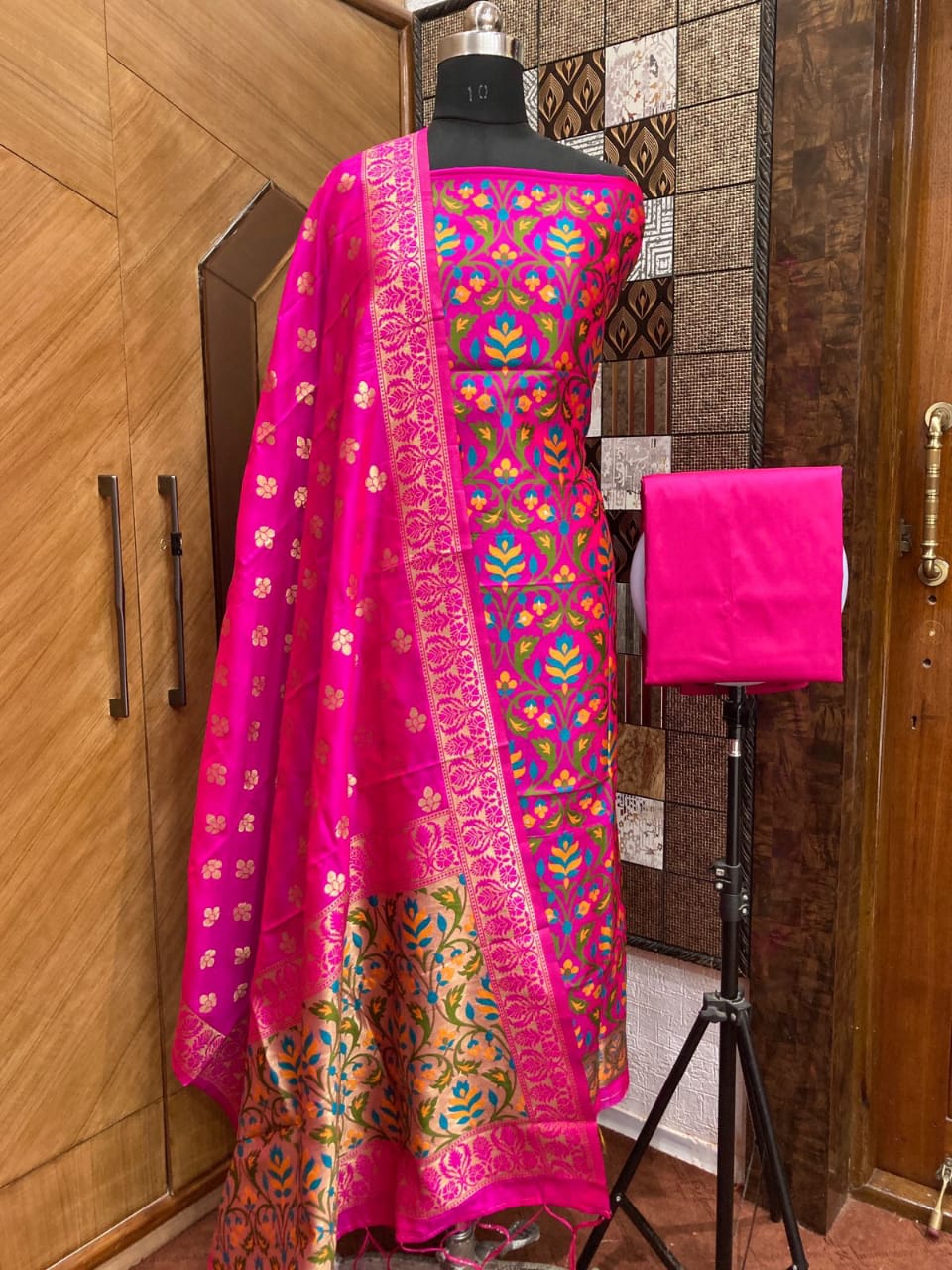 banarasi cotton dress material Banarasi Cotton Silk Dress Material Woven Salwar Kameez Dupatta Suit Set Red