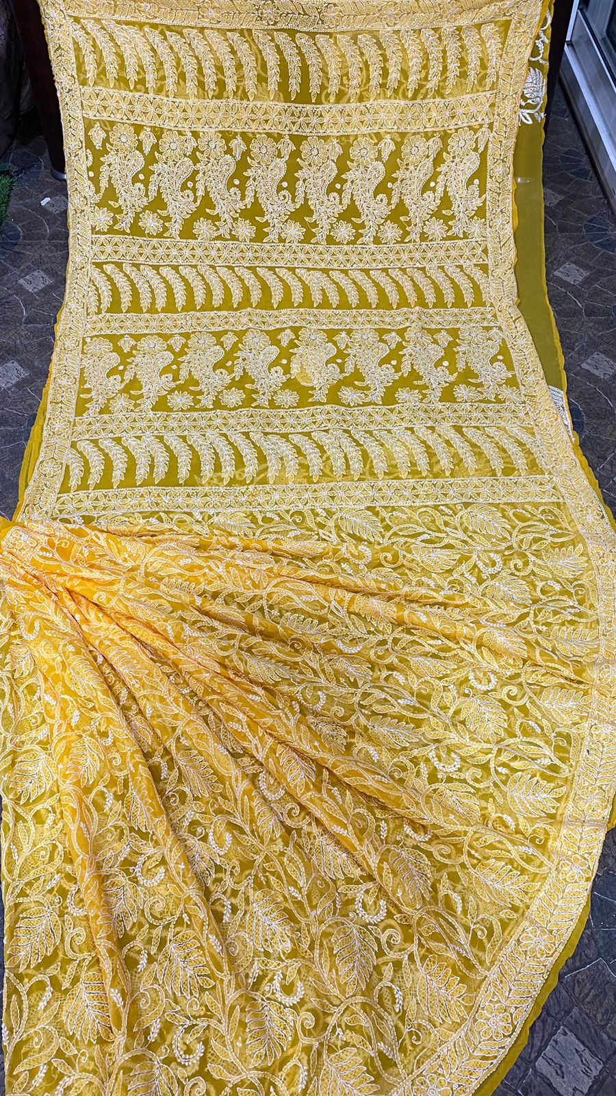 Pure Chiffon Georgette Chikankari Hand Embroidery Full Jaal Work Saree.