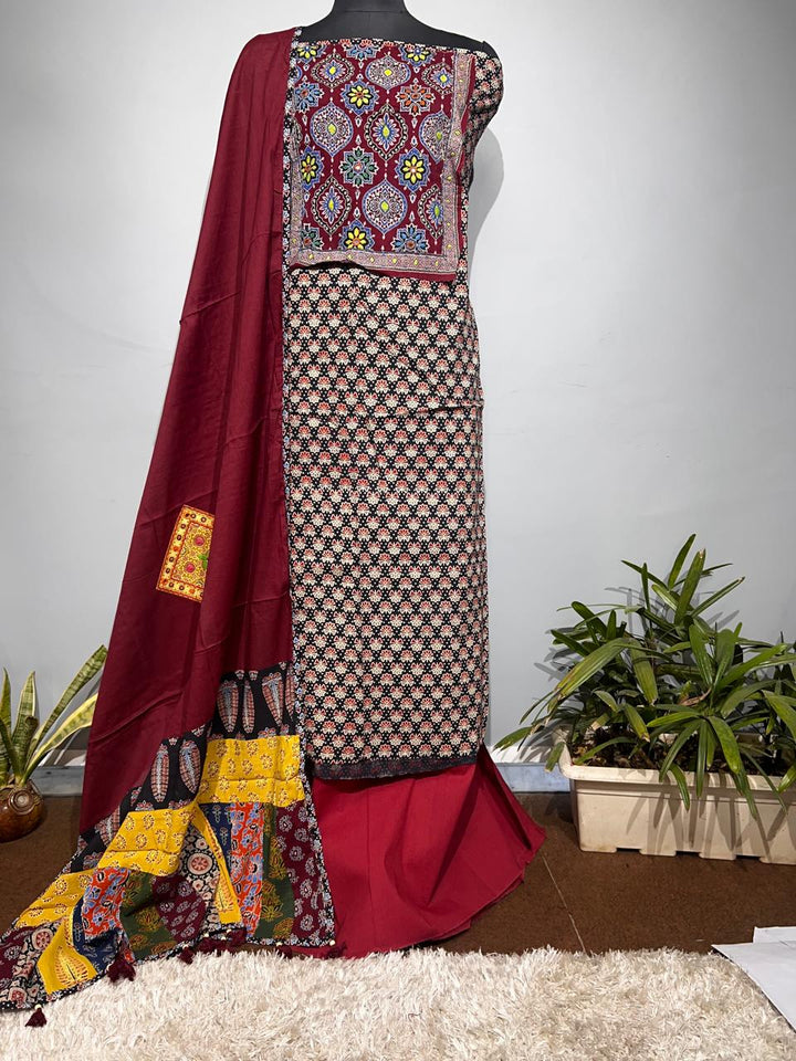 Pure Cotton Azrakh Print Unstitched suit With Dupatta.
