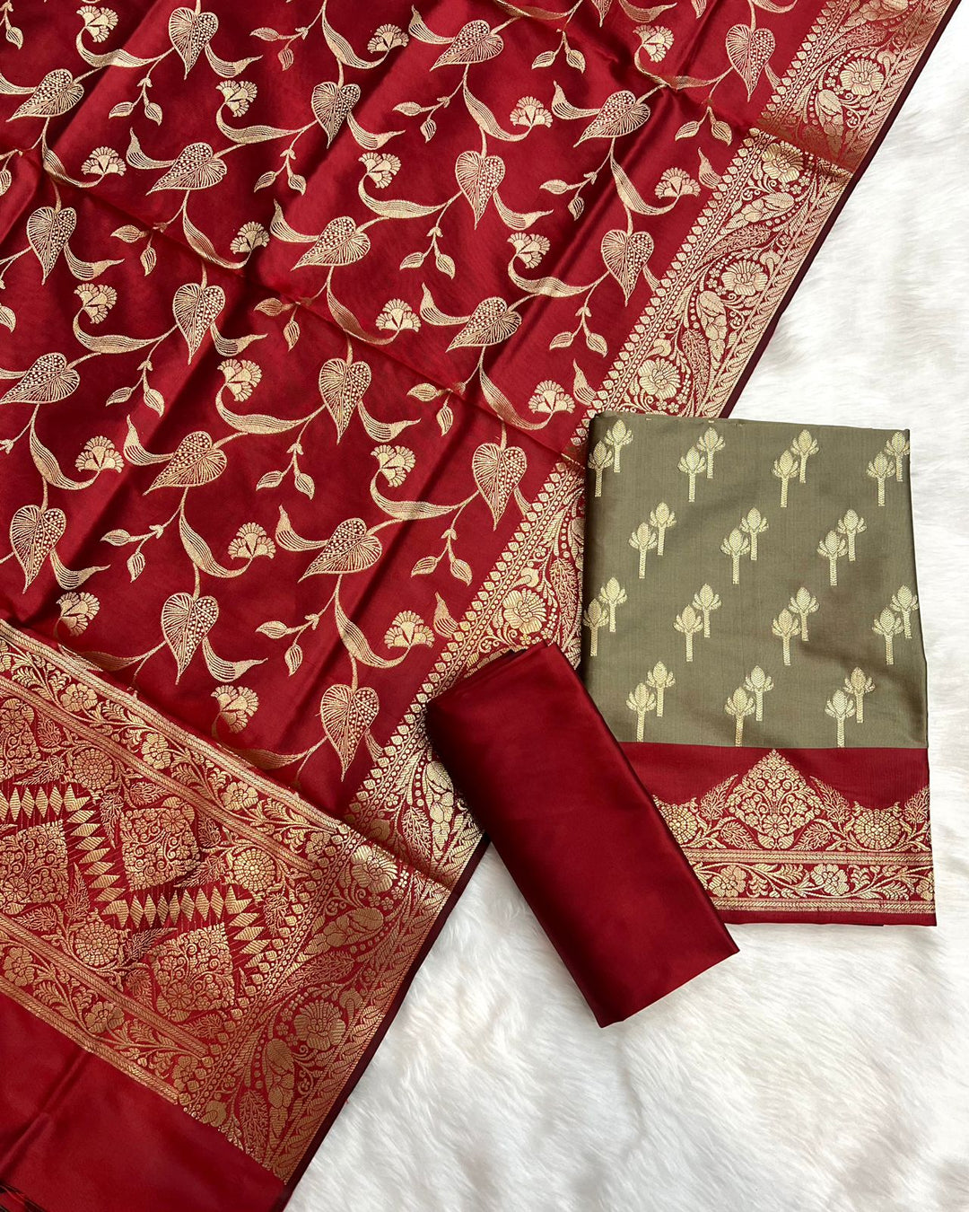 Pure Banarasi Silk Unstitched Suit With Jaal Dupatta .