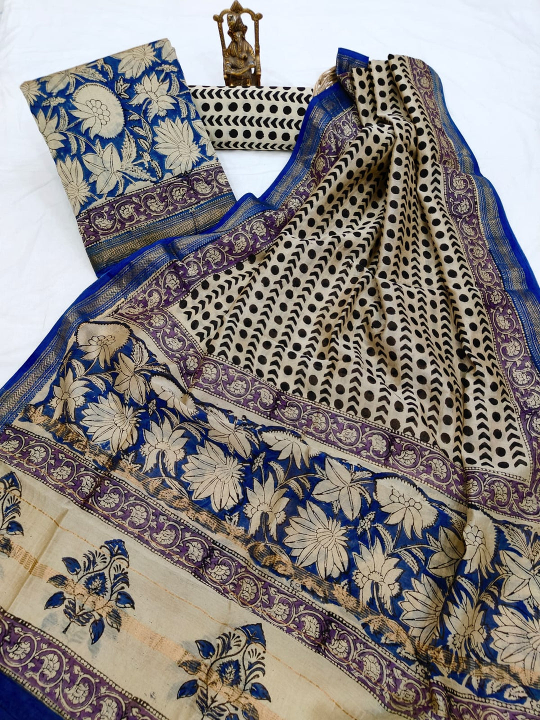 Pure Maheshwari Silk Hand block print Unstitched Suit.